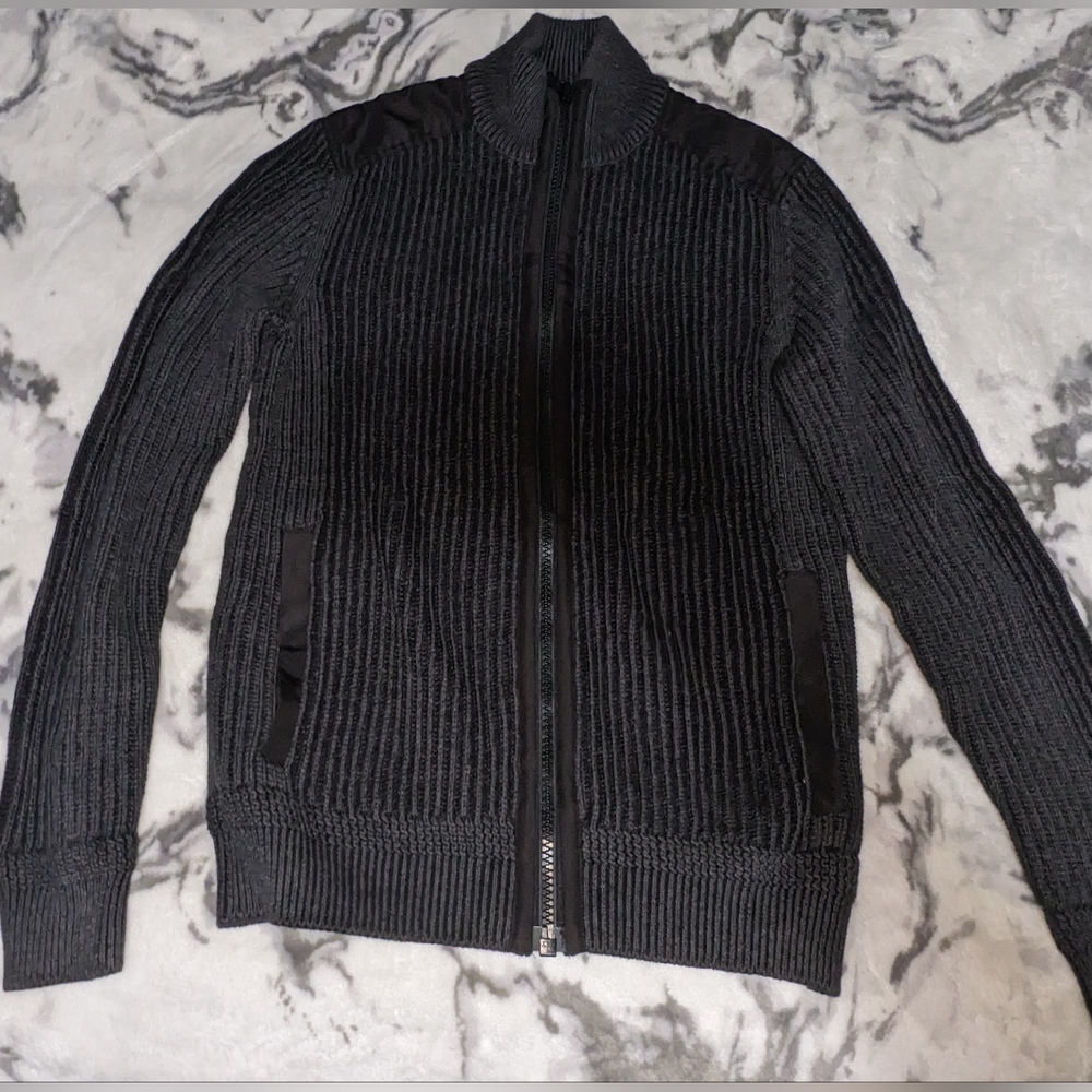 Calvin Klein Sweater